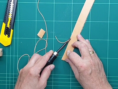 Step 3 Bevel the edges with an edge beveler
