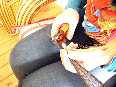 Step 7, Cut off the elephant wire at the other end